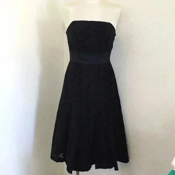 Tracy Reese Dresses & Skirts - Tracy Reese Eyelet Strapless Black Dress
